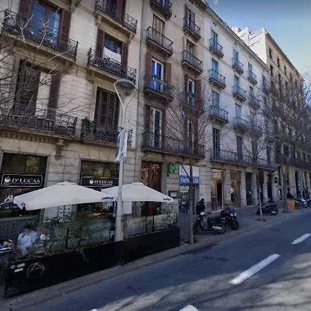 Pau Claris - Design Next To Paseo De Gracia