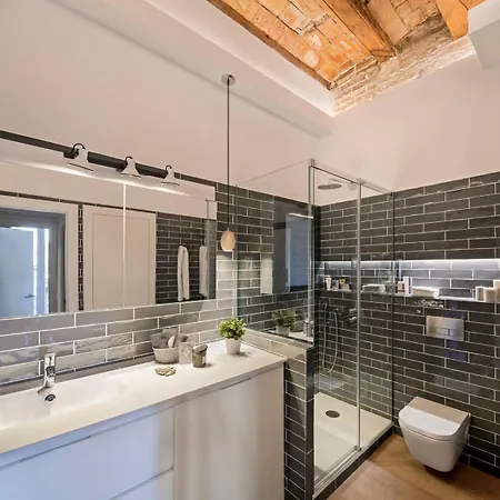 Pau Claris - Design Next To Paseo De Gracia Barcelona